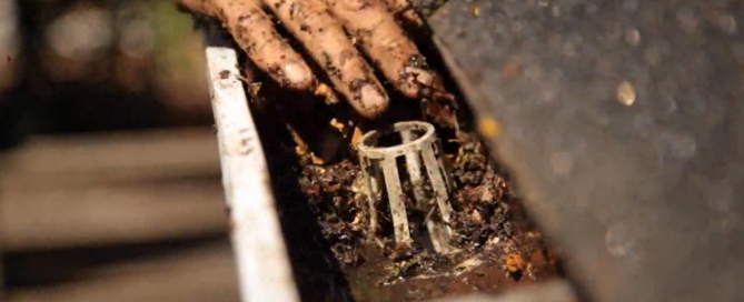 Gutter Cleaning Vancouver BC - Aquaseal cleaning services for interior and exterior of gutter system.